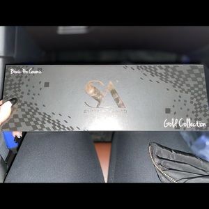 Salon hair straightener